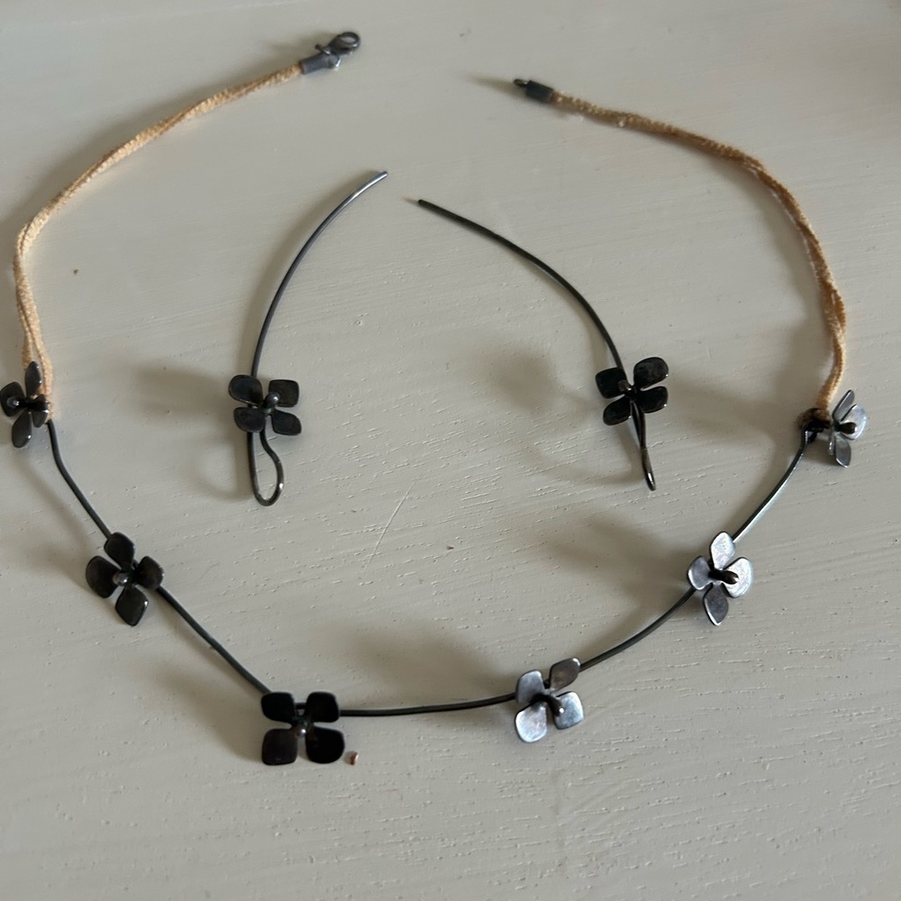 BECCA Black and Silver Floral Hair Accessory Set